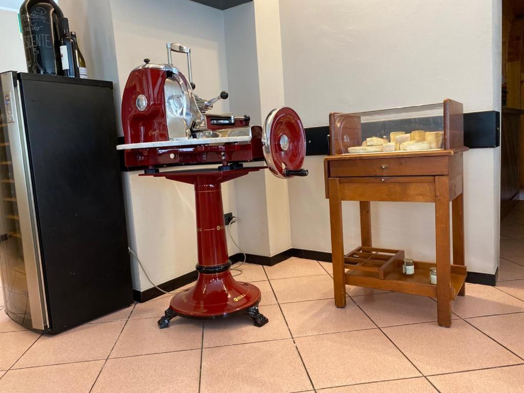 Albergo Del Mera-Ristorante Da Lui Sorico Kültér fotó